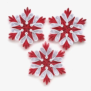 Stella di carta da 2,8", arte quilled, fiocco di neve quilled, ornamento natalizio, decorazione natalizia, arte sospesa, mandala quilled, arte 3D, arte di carta