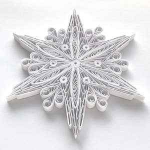 Stella di carta da 4,3", arte quilled, fiocco di neve quilled, ornamento natalizio, decorazione natalizia, arte sospesa, mandala quilled, arte 3D, arte di carta