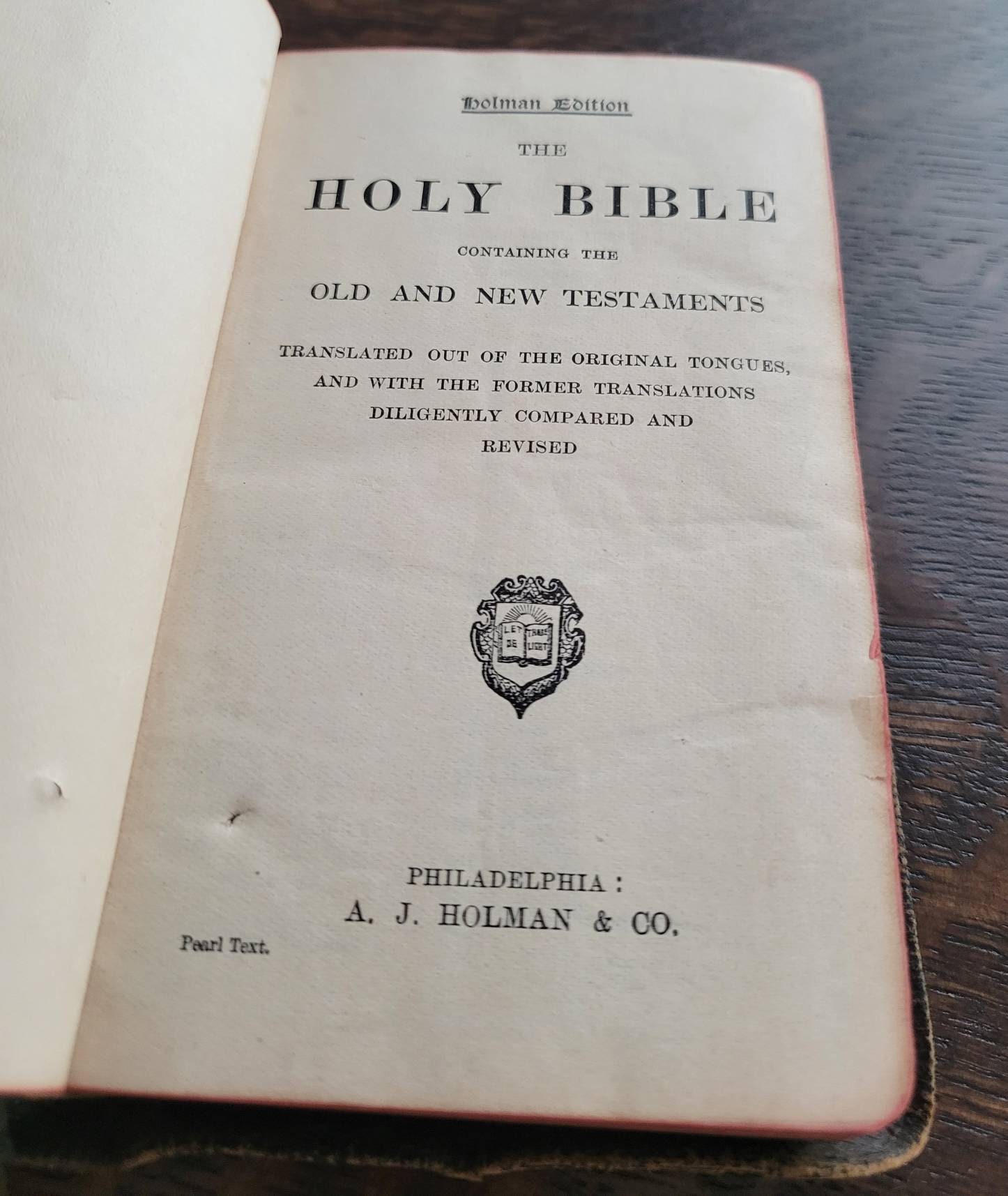 Antique A.J. Holman Pocket Bible 1015 Pages Old and New Testament