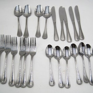 22 Pieces Cambridge CARLIE Stainless Flatware
