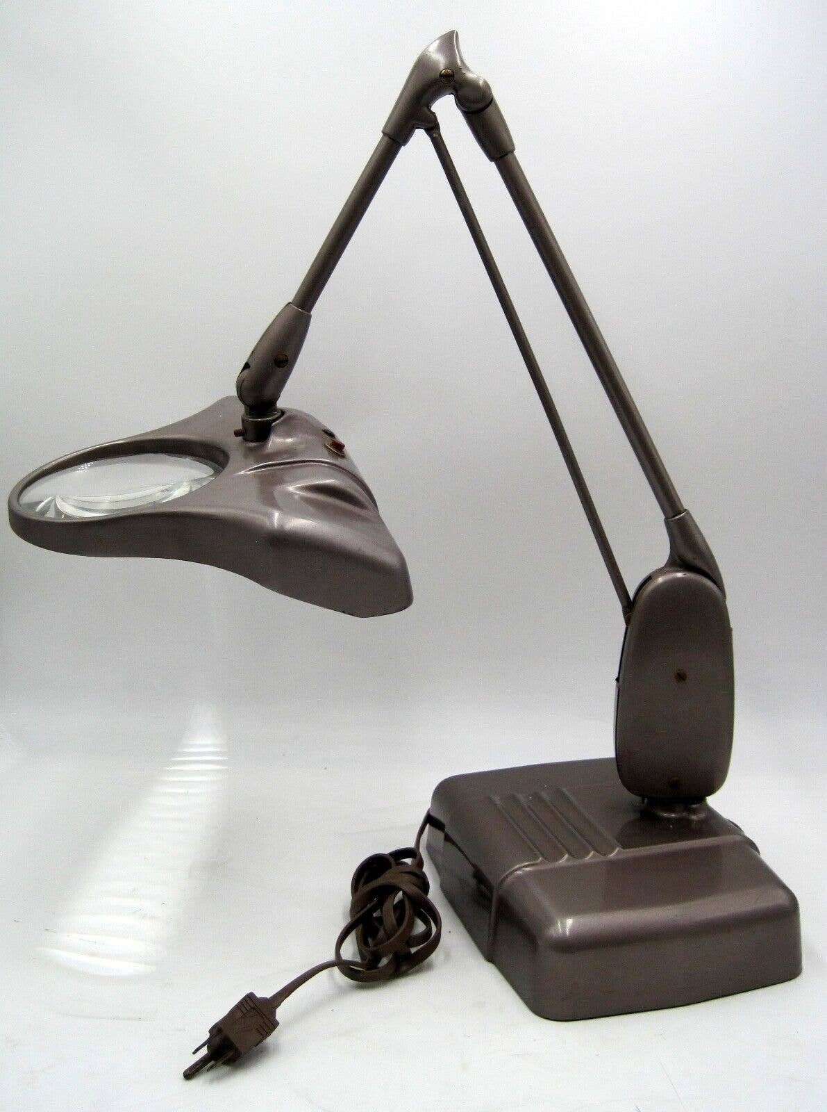 Dazor M-270 Industrial Jewelers Magnifier Desk Lamp - Etsy