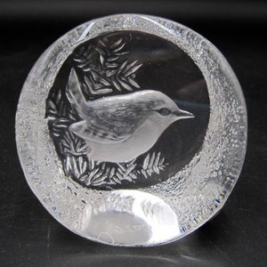 Maleras, Sweden Glass-Art Matts Jonasson Cute Bird Series &quot;My Sweden &quot;