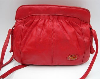 M Giovanni Roma Italy Red Leather Gorgeous Well Made Shoulder Bag Messenger