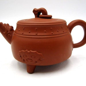 Dragon/Fu Dog Signed Chinese Yixing Zisha Clay Pottery Teapot