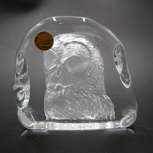 Vintage Crystal d&#39; Arques Owl Paperweight 3 1/2&quot;