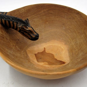 Vintage Hand Carved Wood Giraffe Bowl Rustic African Zoo Animal Decor Hand Carved Decorative Wooden Bowl