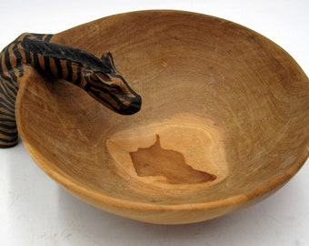 Vintage Hand Carved Wood Giraffe Bowl Rustic African Zoo Animal Decor Hand Carved Decorative Wooden Bowl