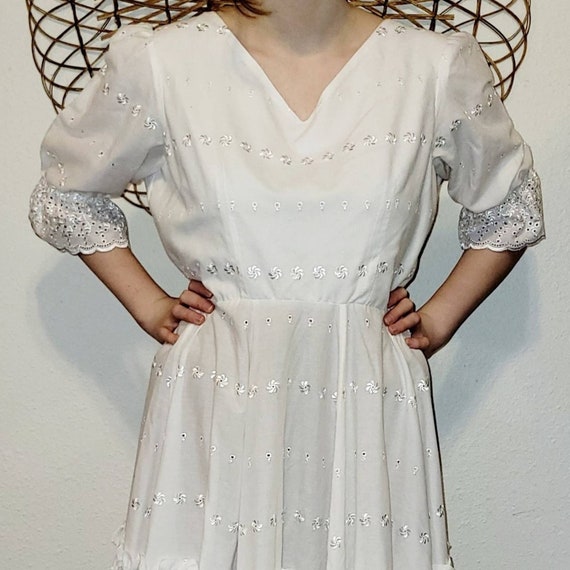 Vintage White Eyelet Lace Square Dance Dress Ruffl