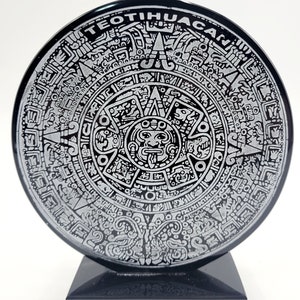 Aztec Calendar Sun Stone Engraved Black Onyx/Obsidian Stone Mexico 6 1/4"