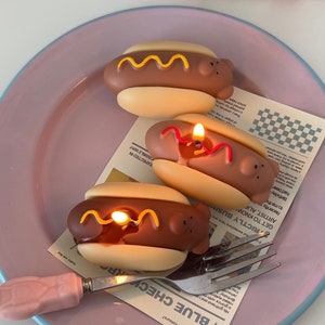 Bear Hot Dog candle, bear decor, hotdog decor, cute room decor, aesthetic room decor, cute gifts, gifts for her/him, housewarming gifts image 2