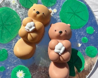 Otter candle, sea otter decor, otter gifts, cottagecore aesthetic, fairycore, animal decor, forest decor, room decor, stocking stuffers