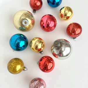 Vintage Set Assorted Multi Colored Christmas Ball Ornaments Shiny Brite Made in USA Holiday Decorations Tree Decor Rainbow Decorations