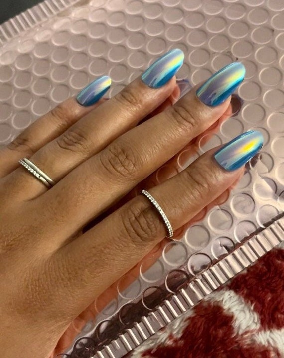 NAILS BY TOM on Instagram: “Blue chrome #team757nails #Swarovski  #nailsofinstagram #mattenails #nailsoftheday #pinkandwh… | Unhas de gel,  Unhas azuis, Unhas bonitas