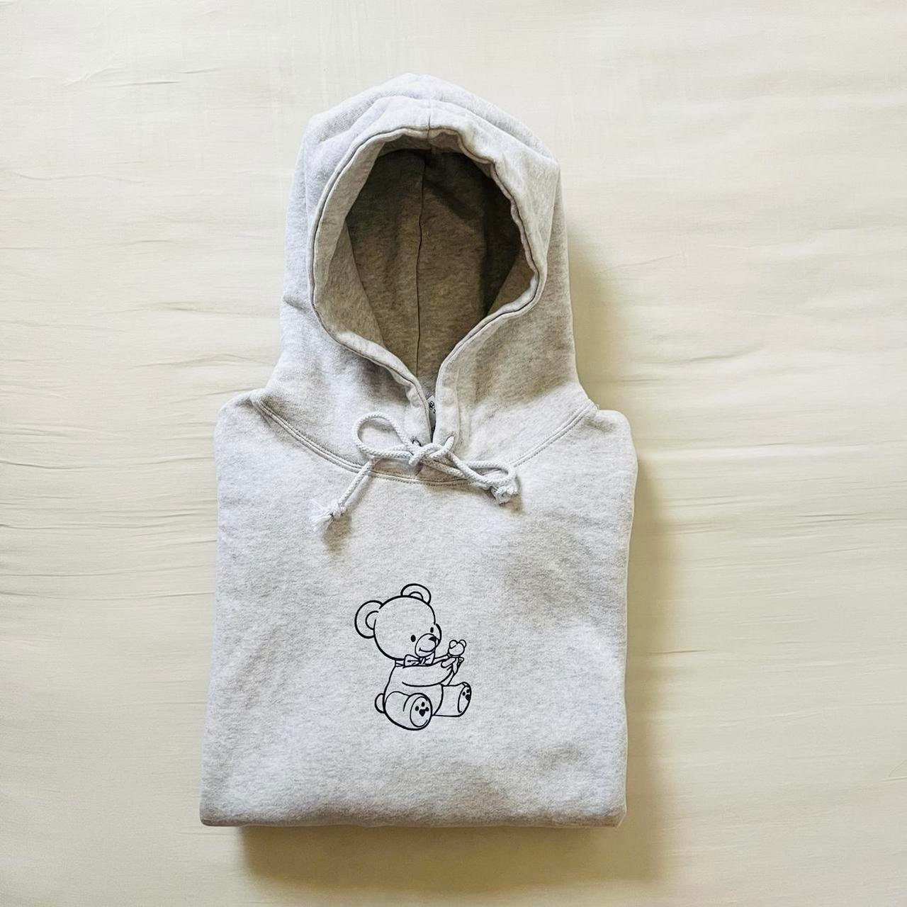 BNWT Brandy Melville john Galt Light Gray Cute Teddy Bear Ribbon Holding Mini Teddy Bear Oversized Graphic Hoodie Etsy