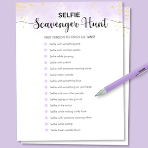 Selfie Scavenger Hunt, Girls Birthday Party Game, Purple Slumber Party Game, Sleepover Party Game, Purple Girl Birthday Party Scavenger Hunt