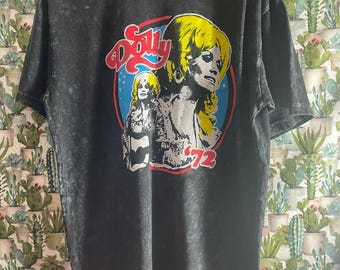 Dolly Parton Vintage Tee | 1972 Graphic T-Shirt | Retro Country Music Shirt | Acid Wash Western Tee |