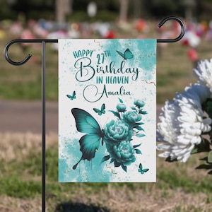 Alles Gute zum Geburtstag im Himmel personifizierte Gedenkgarten-Flagge, Verlust der geliebten Person benutzerdefinierten Friedhof / Grabdekoration, türkisfarbenes Schmetterlings-Hausbanner
