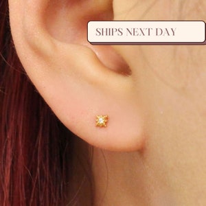 Tiny Star Stud, Gold or Silver, Small Star Earrings, Celestial Jewelry, Star Stud Earrings, Starburst Earring, Small Stud, Dainty Gift
