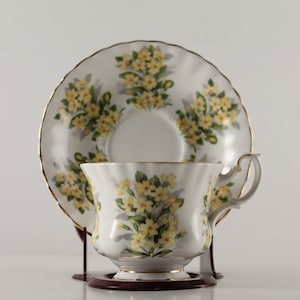 Royal Albert Springtime Series Primrose | Birth Month | Floral Tea Cup | English Fine Bone China | Teacup and Saucer Set | Vintage Teacup