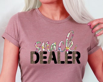 T-shirt « Gourmande de snacks », T-shirt humoristique pour maman, T-shirt pour maman de bébé, T-shirt pour maman de jumeaux, T-shirt pour maman de triplés, T-shirt pour nouvelle maman, T-shirt cadeau humoristique pour maman