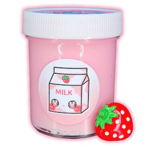 Slime espeso hecho a mano con aroma a leche de fresa