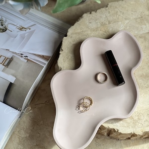 Minimalist Jewellery Tray  | Handmade Trinket Dish| Decoration Tray | Jewellery Tray | Accessories Storage |Eco Friendly Homeware
