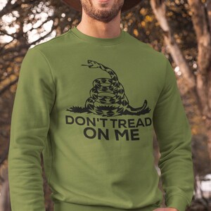 Don&#39;t Tread on me, Gadsden Flag, patriotic American Freedom, Womens clothing, gender neutral shirt