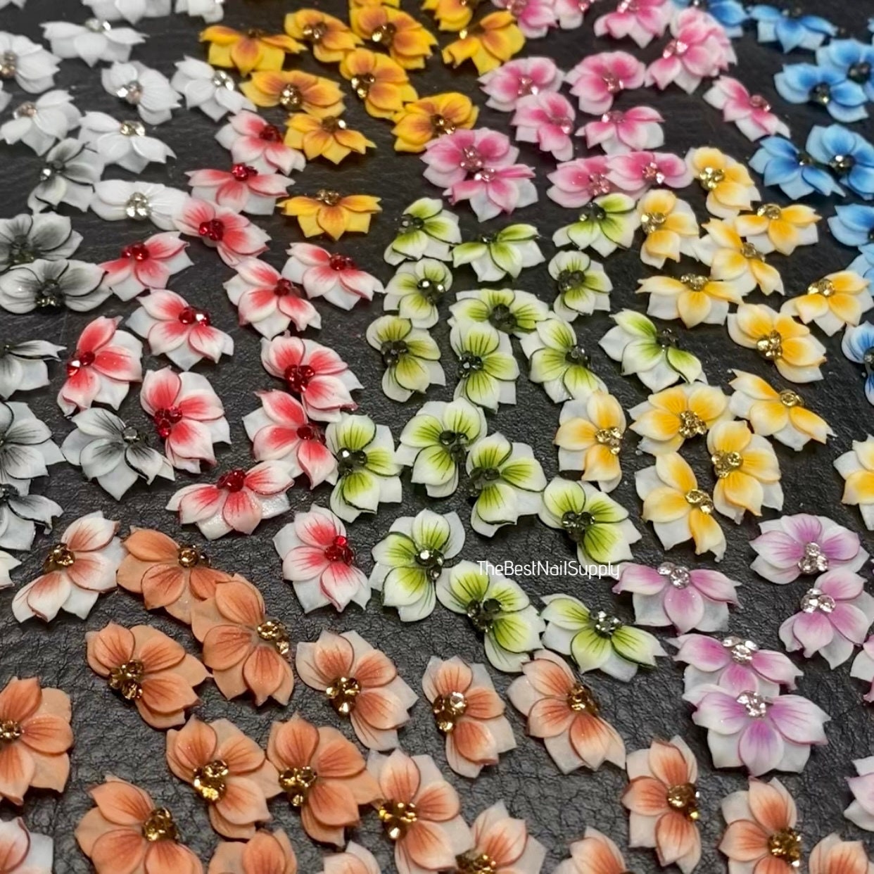 nails design ideas flower charms｜TikTok Search