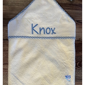 Monogrammed Hooded Bath Towel for Boy, Embroidered Hooded Bath Towel for Girl, Baby Shower Gift for New Baby Boy, New Baby Girl Gift