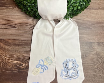 Embroidered Baby Wreath Sash, Baby Shower Decorations, New Baby Announcement, Monogrammed Baby Gift, Personalized Baby Boy Wreath Sash