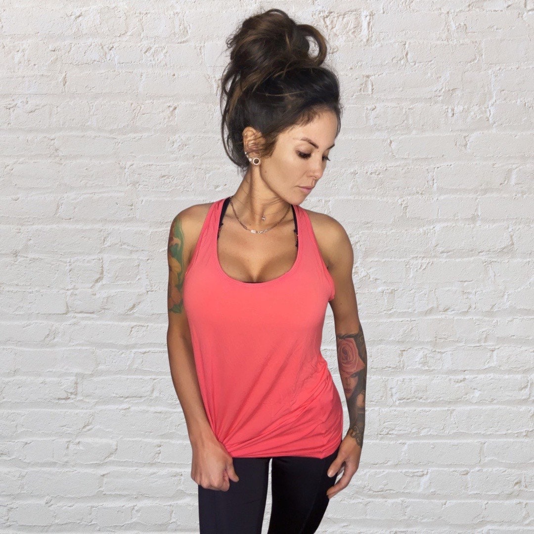 Loose Tank Top dry wicking super soft pretty colors work out comfortable exercise gym active activewear tank twisted back - Thumbnail 3