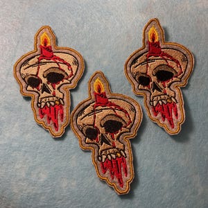 Parche de terror gótico de calavera y vela
