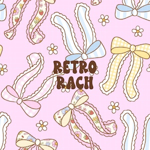 Puede incluir: Patrón repetitivo sobre fondo rosa con lazos, cintas y elementos florales. Los lazos y cintas tienen patrones de cuadros, rayas y flores. El texto "RETRO RACH" está en el centro de la imagen.