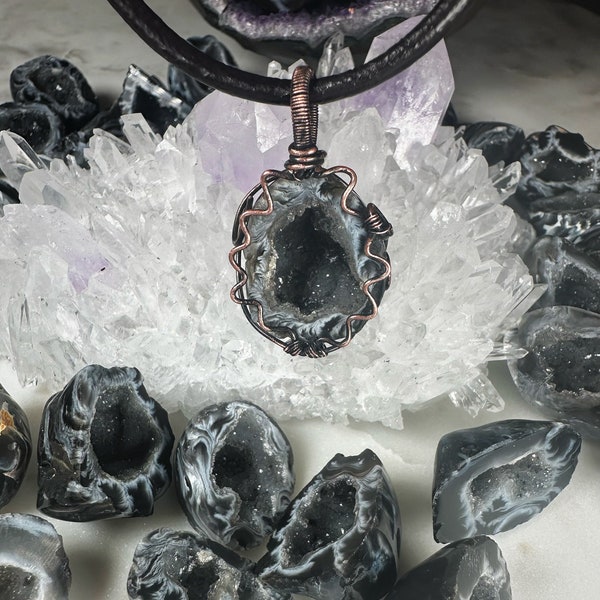 Black Geode Druzy Copper Wire Wrapped  Pendant With Genuine Leather Necklace, Gothic Healing Necklace, Unique Gemstone Crystal Necklace