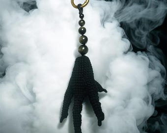 Crochet Crow Foot Bag Charm, Golden Obsidian Raven Claw Purse Accessory, Gothic Witchy Keychain, Dark Aesthetic Bag Decor, Talisman Gift