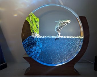 Whale Resin Ocean Lamp – Handmade Wood & Epoxy LED Night Light, Unique Ocean Decor Gift