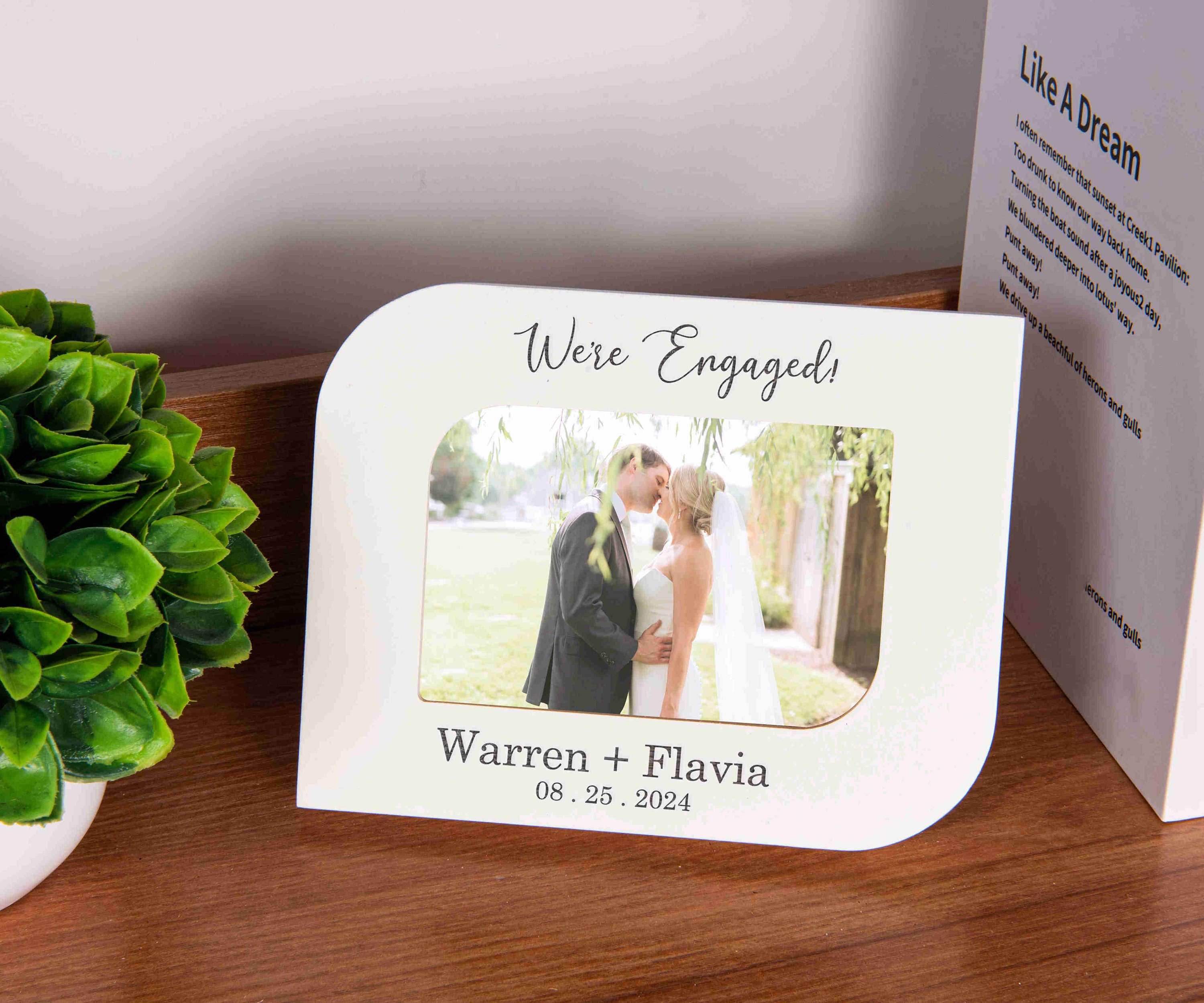 Wedding Photo Frame , Custom Wedding Gift , Wedding gifts for couple ,  Engraved Photo Frame, Family Photo Frames, Family Picture Frames