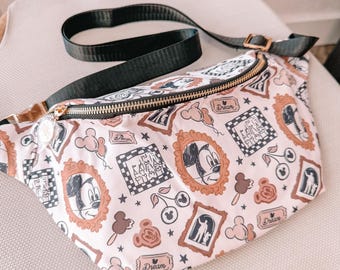 Magical Aesthetics, Crossbody Bag : Nylon Belt Bag, Vacation Essentials