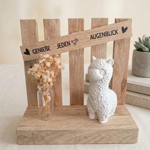 Rustikales Holz-Deko-Schild mit Keramik-Alpaka oder Muscheln und Schildkröten & Trockenblumen | Handgemachtes Geschenk