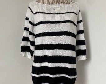 Pull Illusion noir et blanc by Cocooning Yarns pour femme tricoté main sur mesure toutes les tailles XS à XXL grandes et petites tailles