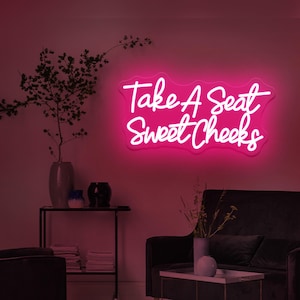 Take a Seat Placa de neon Sweet Cheeks, Placa de banheiro de LED, Decoração engraçada para banheiro, Arte de parede de banheiro rosa, Arte de pêssego, Arte de bumbum bonito, Decoração de banheiro