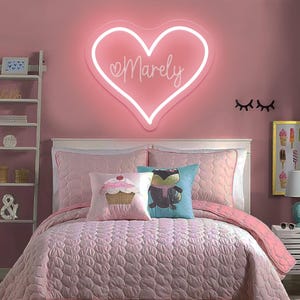 Placa de nome de neon personalizada, placa de neon de coração USB, decoração de quarto de meninos adolescentes, ideias de quarto de meninas, presente para crianças, decoração de dormitório, presente de aniversário