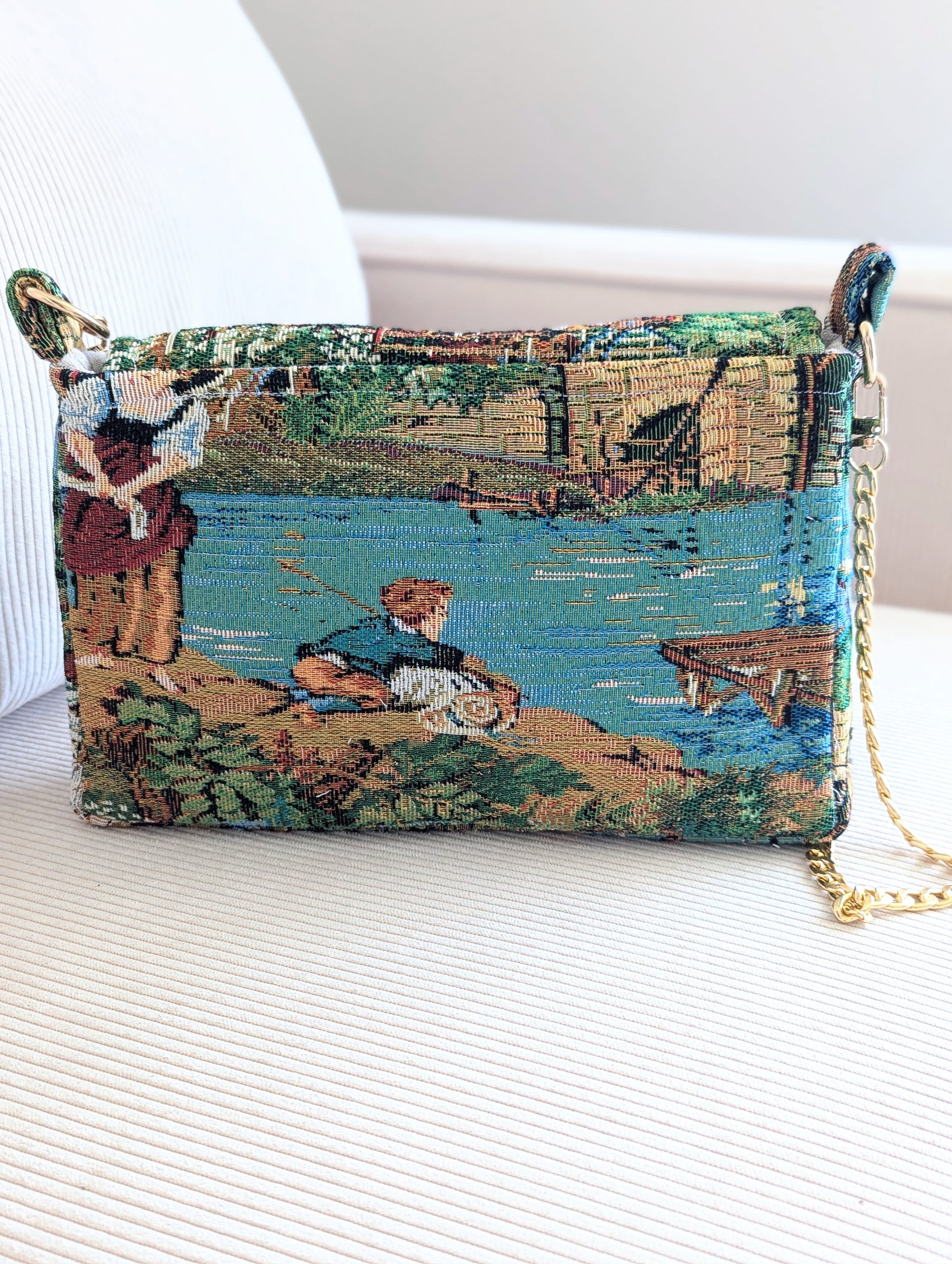 Small Retro Chic Jacquard/tapestry/brocade/romantic/floral/nature Handbag, Gold Chain Handle, Bridgerton Style/occasions - Etsy Small Retro Chic Jacquard/tapestry/brocade/romantic/floral/nature Handbag, Gold Chain Handle, Bridgerton Style/occasions - Etsy