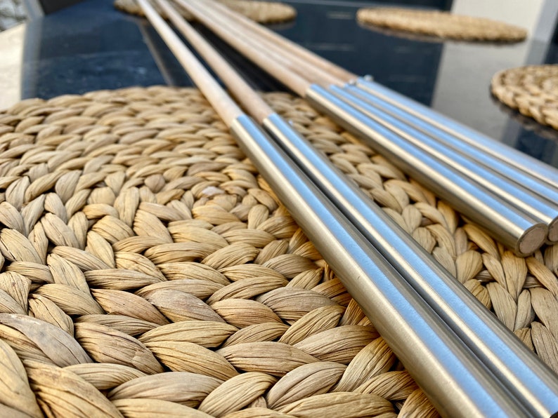 Inkl. Premium Holzstab glatt montiert