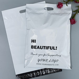 100 Stück Personalisierter weißer Poly Mailer mit Logo bedruckt, Versandtaschen für Online-Geschäftsverpackung, Weißer Poly-Mailer mit Logo ins Konto gedruckt