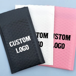 Custom Bubble Mailers, Custom Shipping Bags