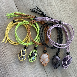 Macrame Crystal Holder Necklace. Crystal Pouch Necklace. Interchangeable. Adjustable.