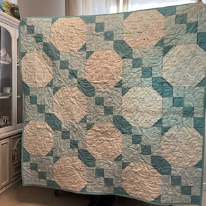 Focus Four Patch Lap Quilt Pattern