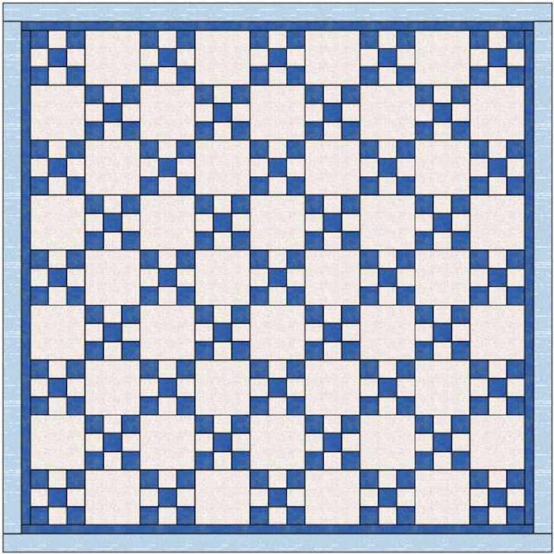 K&ouml;nnte beinhalten: Eine handgefertigte Steppdecke mit einem sich wiederholenden Muster aus blauen und wei&szlig;en Quadraten. Das Design zeigt ein Raster aus gro&szlig;en wei&szlig;en Quadraten, die jeweils von kleineren blauen Quadraten umgeben sind. Der Rand ist einfarbig blau.