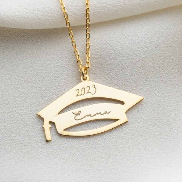 Personalized Graduation Necklace, Custom Bachelor Cap Name Necklace, Graduation Jewelry  Gift, Class of 2023 Graduation Gift, Gift For Her